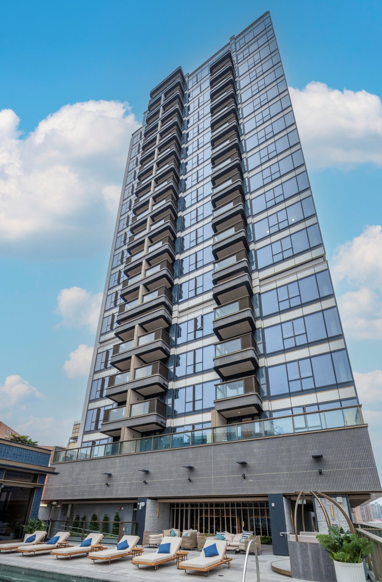 Topside Residence